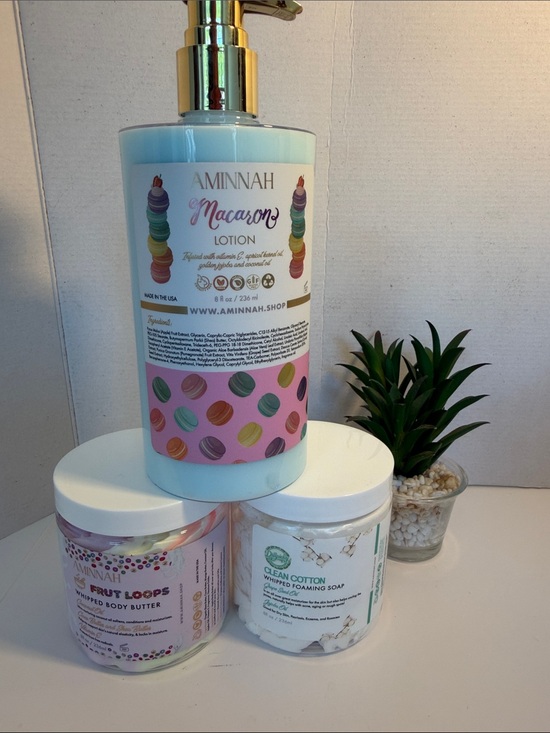 Aminnah and Dill Picky Accessories - Aminnah and Dill Picky Beauty Bundle 
Whipped Body Butter 
Lotion 
Soap